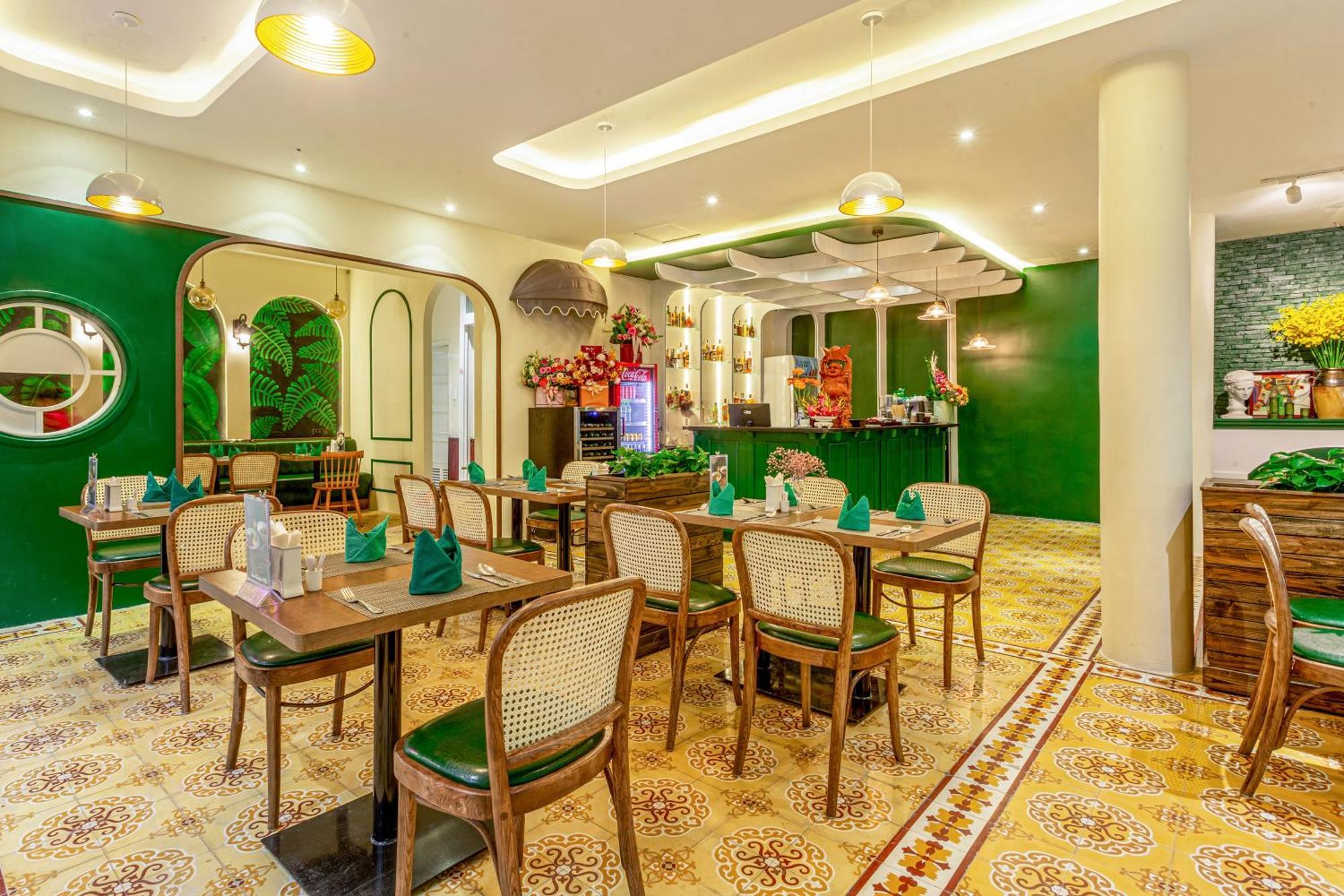 Thanh Lich Hue Hotel Екстер'єр фото